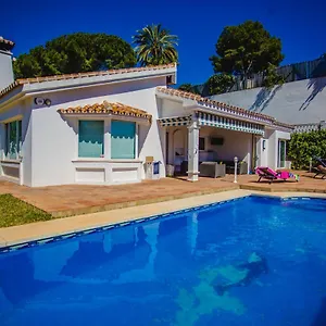 https://villa-estrella-del-mar.1costadelsol.com